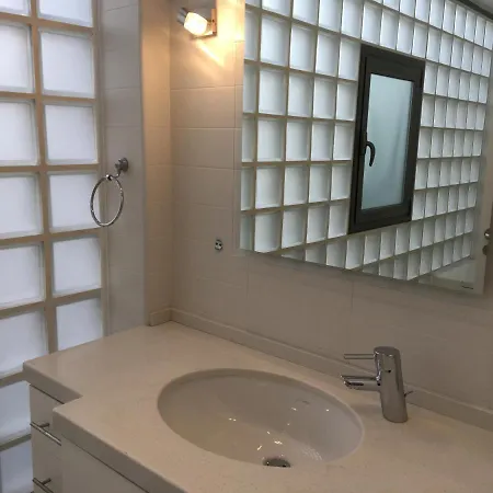 Townhouse Em Condominio Com Piscina E Jardim * Tavira